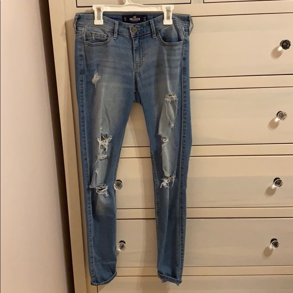 Hollister Ripped Skinny Jeans